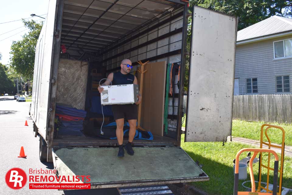 Moving Mistakes Australians Make moving mistakes australians make article internal image 1